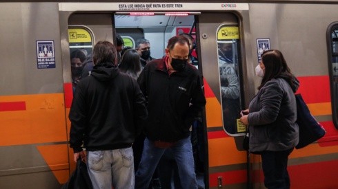 Horario del Metro de Santiago.