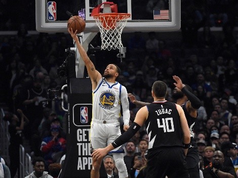 Curry anota 50 puntos y se une a selecto grupo en la NBA