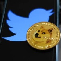 ¿Por qué Elon Musk cambió el logo de Twitter por un perro de Dogecoin?