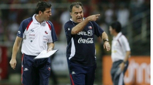 Eduardo Berizzo formó parte del cuerpo técnico de Marcelo Bielsa en la Roja