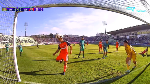 Nicolás Guerra se perdió un gol increíble en el duelo de Chimbarongo FC ante la U. de Chile en la Copa Chile.