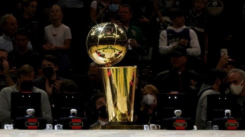 Golden State Warriors es el actual campeón de la NBA.