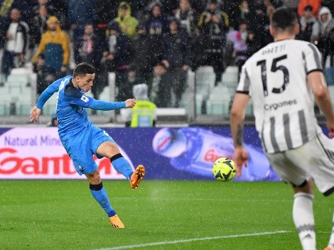 Napoli vence agónicamente a la Juve y queda a un paso del Scudetto