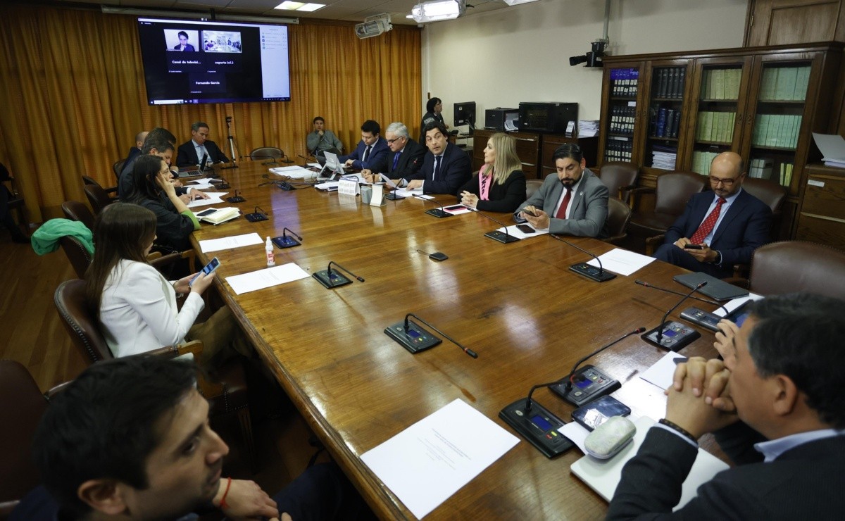 ¿Dónde ver en vivo el debate del sexto retiro de las AFP en Chile?