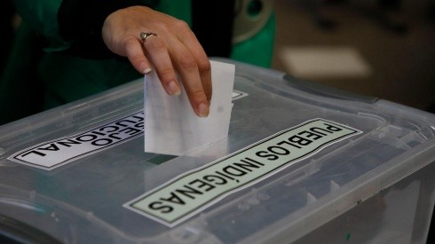 ¿El voto es obligatorio en Chile este domingo y qué pasa si no lo hago?