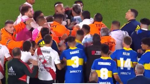 Los jugadores de River Plate le gritaron el gol a los de Boca Juniors.