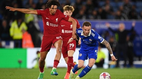 Liverpool vence y sigue en la pelea por Europa