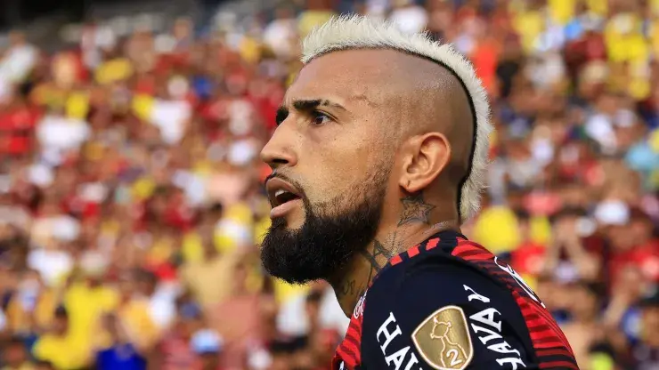 Arturo Vidal pasó del Flamengo a Athletico PR en Brasil. 