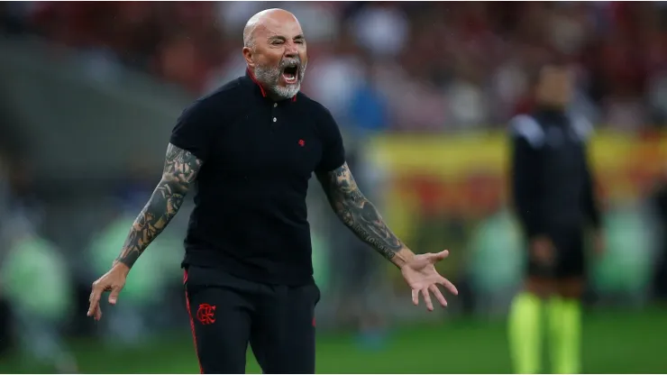 Jorge Sampaoli se manda las partes en caída de Flamengo por Copa de Brasil.
