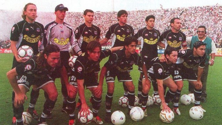 Colo Colo, campeón en la quiebra 2002