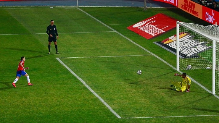 Alexis Sánchez anotó el penal con que Chile venció a Argentina y se coronó campeón de Copa América por primera vez en su historia