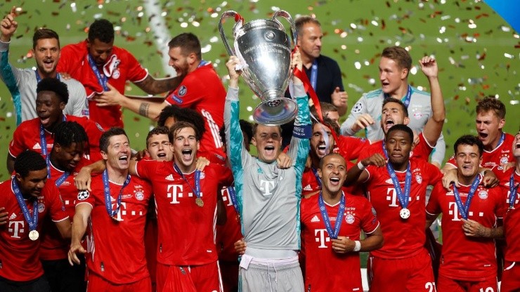 Manuel Neuer levanta la sexta Champions League del Bayern Múnich.