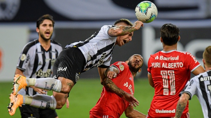 Mala jornada para Atlético Mineiro en su lucha por el título del Brasileirao