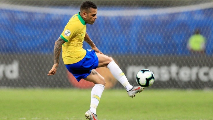 Dani Alves regresa a la Selección de Brasil tras dos años.