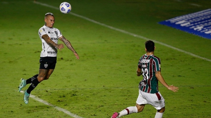 Vargas sumó minutos en el empate ante Fluminense
