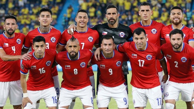 La selección chilena debe sacar los nueve puntos en octubre para mantener chance en las Eliminatorias Sudamericanas para Qatar 2022