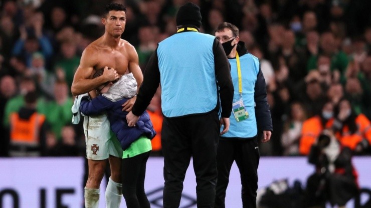 Cristiano Ronaldo tuvo un tremendo gesto tras el partido ante Irlanda.