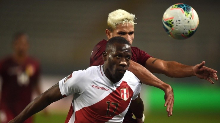 Perú puede volver a meterse en la pelea rumbo al Mundial de Qatar si derrota esta tarde a Venezuela.