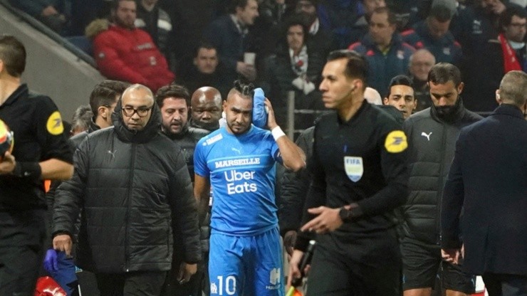 La Comisión de Disciplina de la Ligue 1 sancionó a Olympique de Lyon con un punto y tres partidos a puertas cerradas tras botellazo de hincha a Payet de Marsella