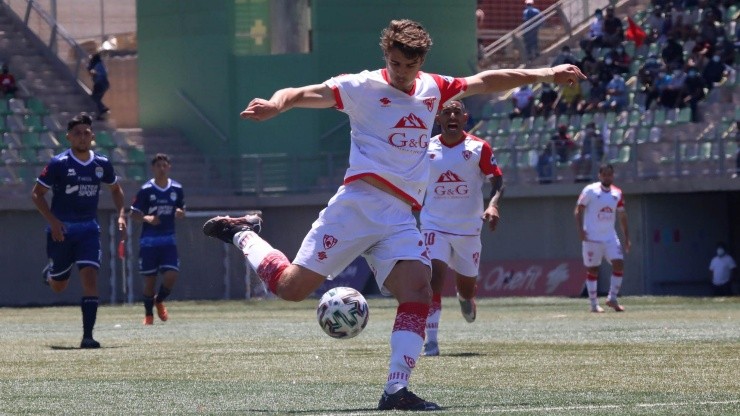 El goleador de Deportes Copiapó se refirió a las opciones de llegar a Macul y dejó en claro que no tendría problemas con ir al Centro Deportivo Azul o a San Carlos de Apoquindo.