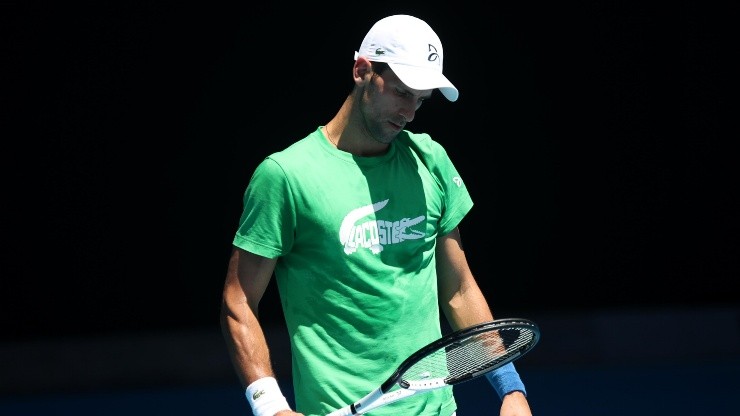Novak Djokovic y su participación en Roland Garros está en duda.