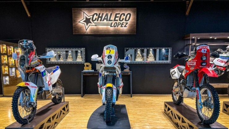 El chileno reunió sus moto históricas para exhibirlas.
