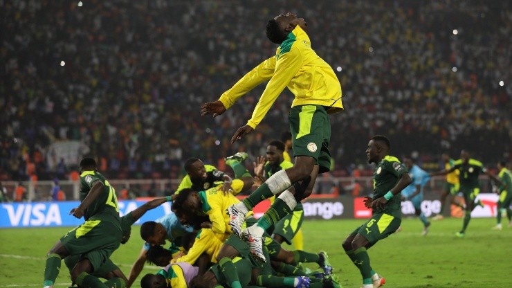 Senegal celebra el penal definitivo que le dio el título a Senegal