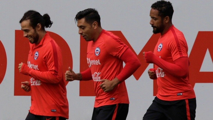 Jorge Valdivia, Gonzalo Jara y Jean Beausejour sortearon el Bautizazo y se convirtieron en jugadores claves de la Generación Dorada de la selección chilena