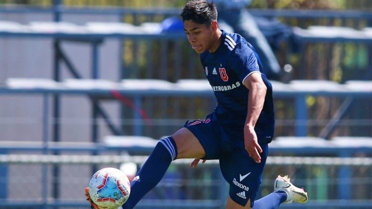 Darío Osorio destaca en el primer equipo de Universidad de Chile y en la selección chilena Sub 20