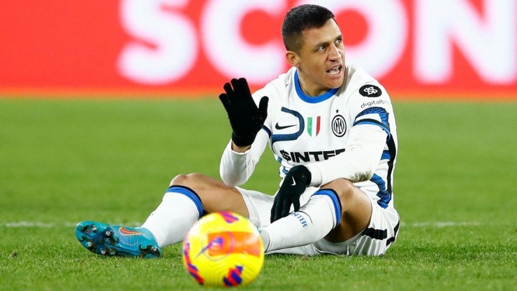 El Niño Maravilla no la pasa bien en Inter de Milán y la prensa italiana advirtió que "su ego" lo tiene con un pie fuera del cuadro nerazzuro.