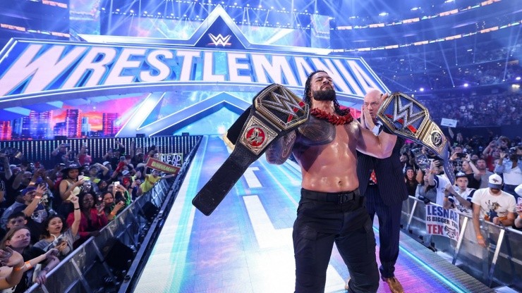 Roman Reings se convirtió en campeón indiscutido al conquistar los dos títulos máximos de la WWE.
