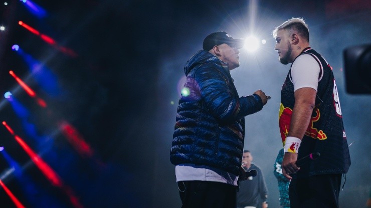 El camino de Aczino para ser el primer bicampeón internacional de Red Bull Batalla se plasma en un nuevo documental.