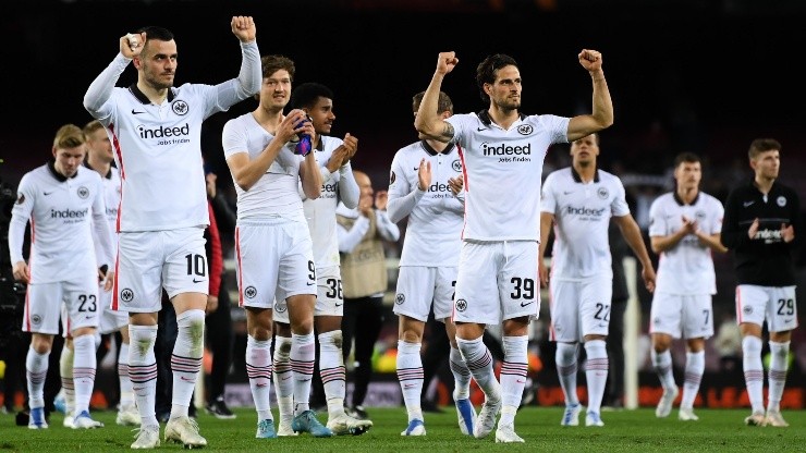 El Eintracht Frankfurt celebra su pase a semifinales ante Barcelona