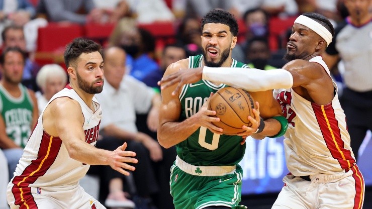 Los Celtics y Heat se enfrentan hoy en el TD Garden de Boston.