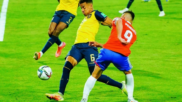 Byron Castillo hasta cambió de equipo y la FIFA todavía no explica decisión favorable a Ecuador