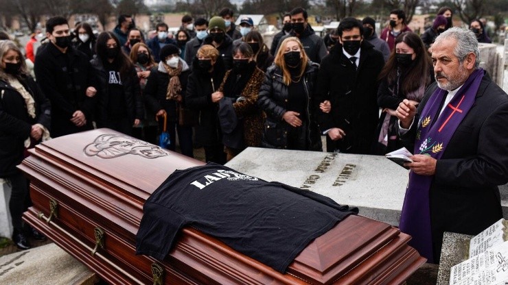El conocido youtuber Lad Cobra fue sepultado en Concepción.