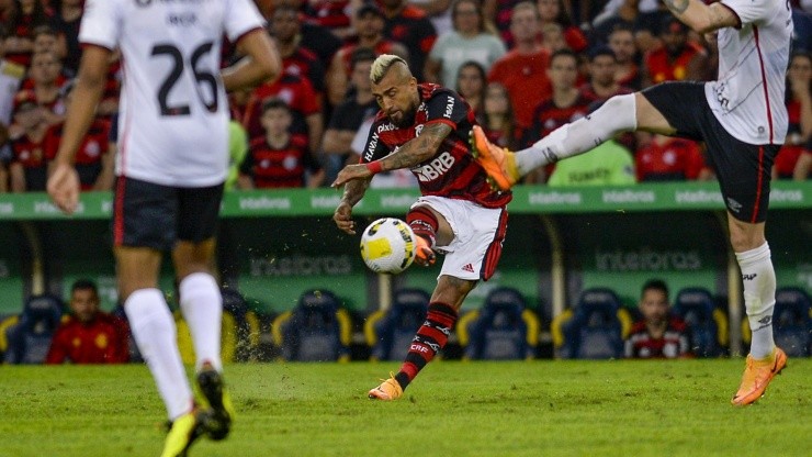 Arturo Vidal y Flamengo empatan contra Athletico Paranaense en el segundo partido del King con el Mengao.