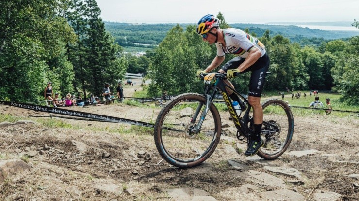 Martín Vidaurre was one step away from the double championship in the XCO Sub 23 category of the UCI World Cup.