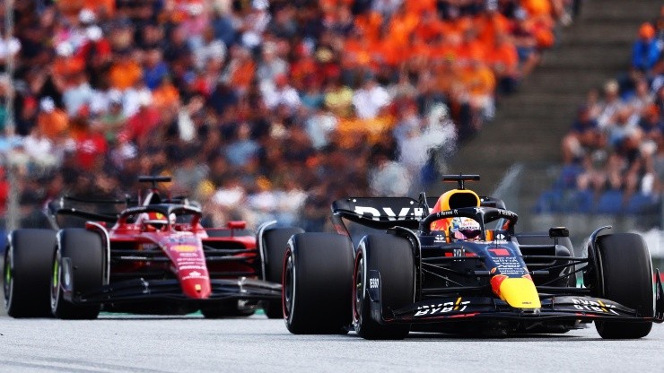 Max Verstappen y Charles Leclerc lideran la clasificación de pilotos.