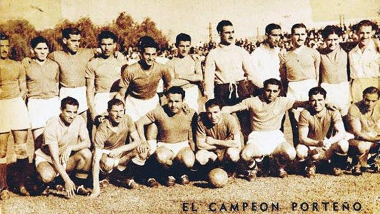 Santiago Wanderers 1942, inédito y nuevo bicampeón del fútbol chileno este 2022.