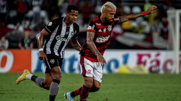 Vidal fue titular y anotó en el clásico entre Flamengo y Botafogo