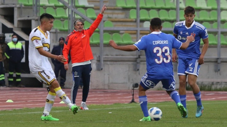 Mauricio Pinilla, De Tezanos y Caamaño abordaron la salida de Diego López en la U.