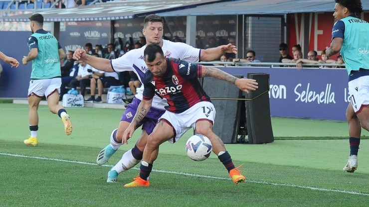 Gary fue titular en amarga derrota del Bologna, pero ahora se mentaliza en los amistosos con La Roja.