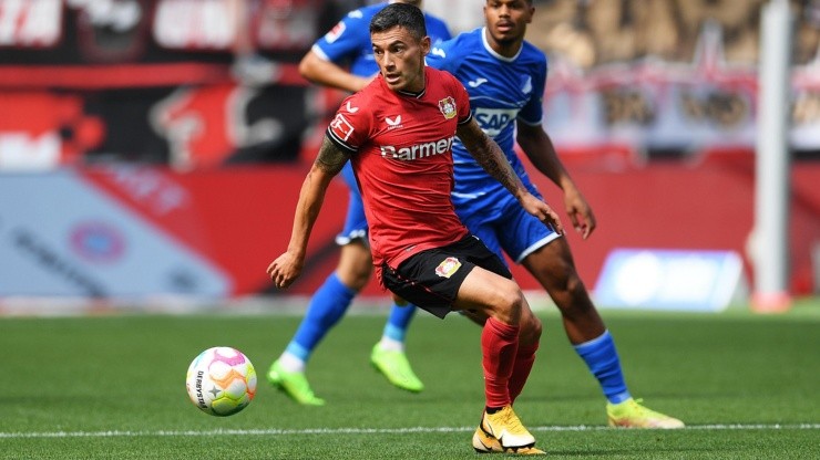 Charles Aránguiz prepara su salida del Bayer Leverkusen para volver a Brasil