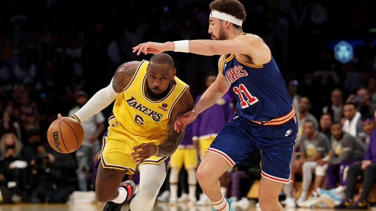 Lakers y Warriors chocarán en el inicio de la fase regular de la NBA.