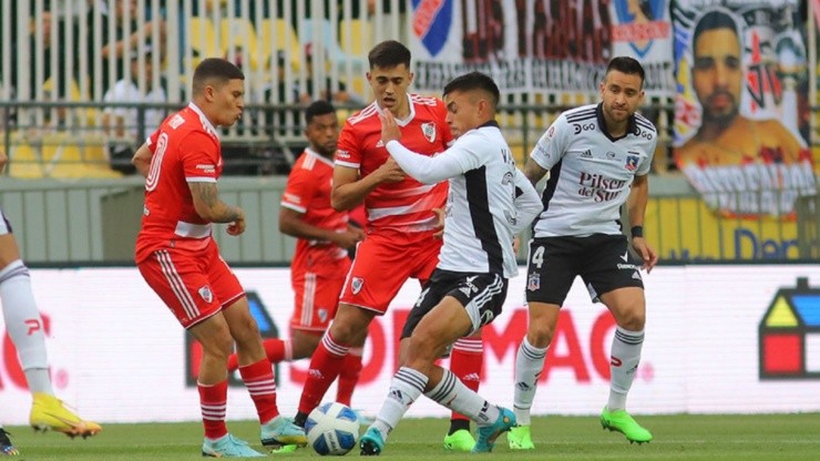 La lesión de Vicente Pizarro encendió alarmas en el amistoso Colo Colo-River Plate