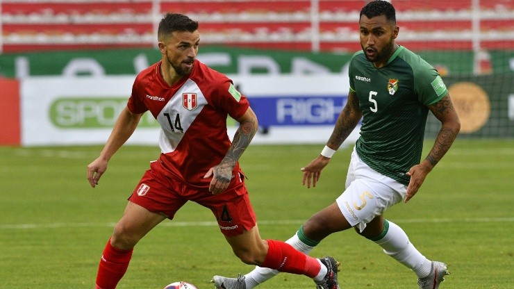Perú y Bolivia se ven las caras en el debut de Gustavo Costas en la banca técnica.