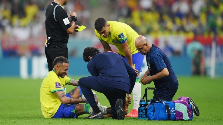 Neymar se retiró de la cancha cuando quedaban 10 minutos de partido.