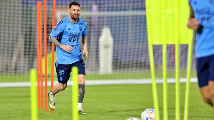 Lionel Messi es duda en el crucial duelo de Argentina ante México