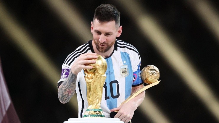 Messi corona su carrera con el título de campeón del Mundo.